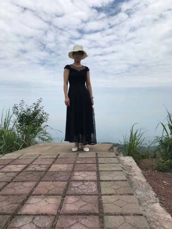 从头再来的第一张照片--宜宾认干亲服务网