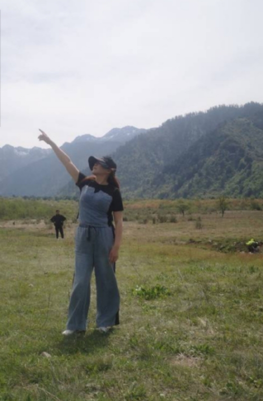 宛霞的第四张照片--宜宾认干亲服务网